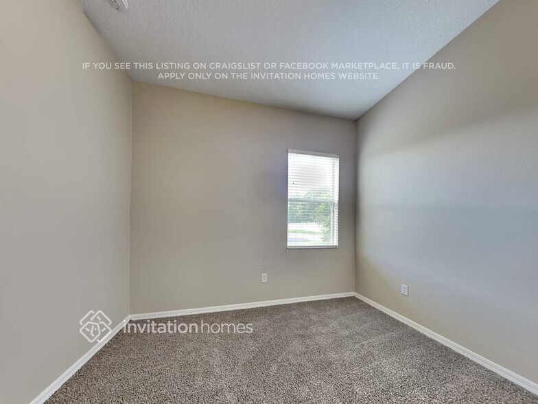 Building Photo - 1150 Helmsdale Dr