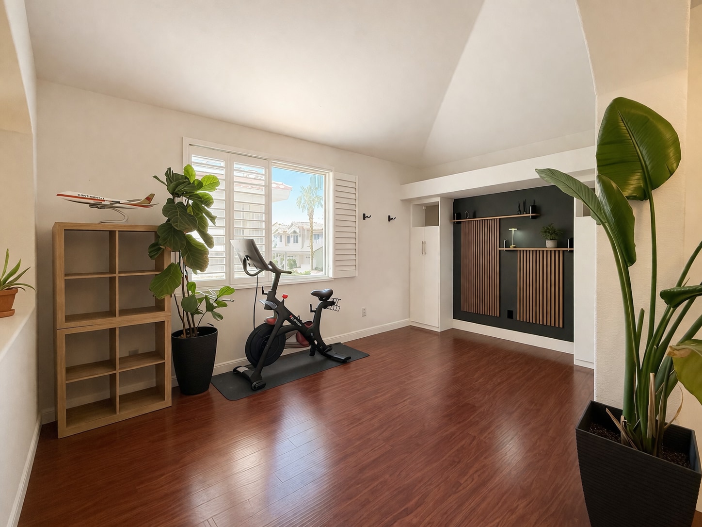 Building Photo - 7629 Valley Green Dr