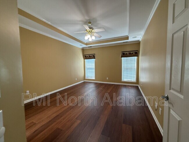 Building Photo - 134 Canterbury Dr