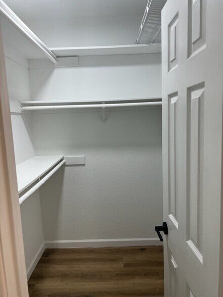 Primary Closet - 4554 E Paradise Village Pky N