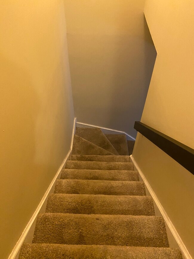 Building Photo - 458 Skokie Ln