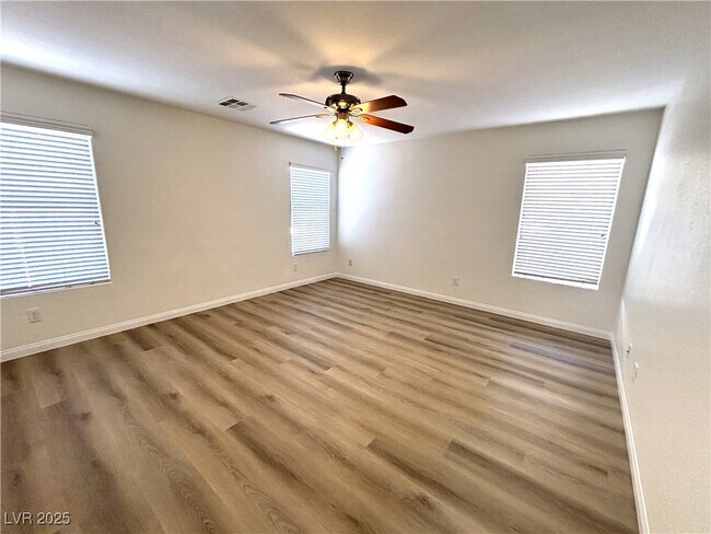 Building Photo - 11681 Splendor View Dr