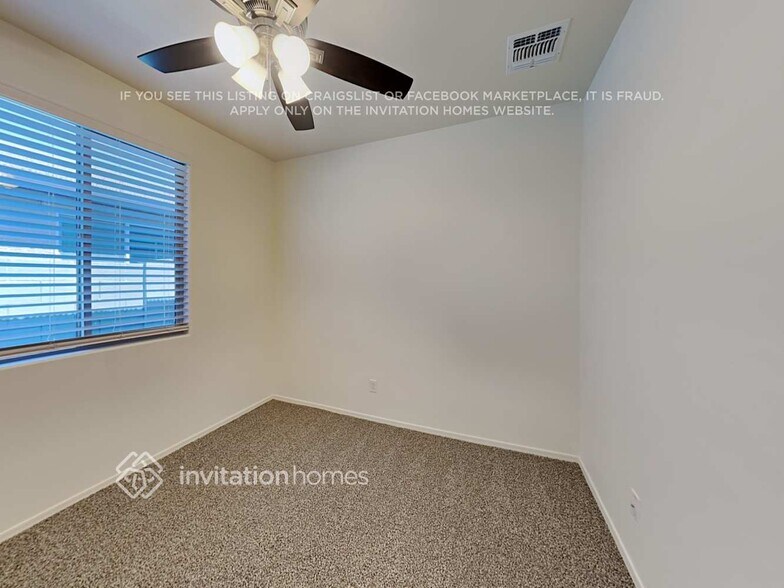 Building Photo - 17649 W Via De Luna Dr