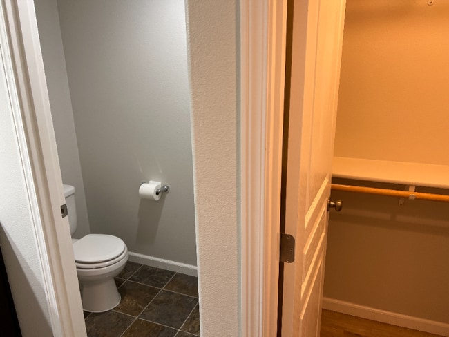 Building Photo - 6109 Basalt Falls Dr