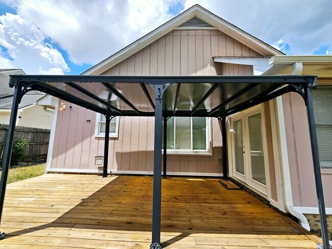 Building Photo - Town Of Springlake