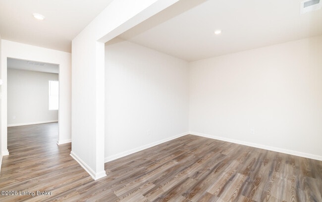 Building Photo - 104 Cool Crk Ct