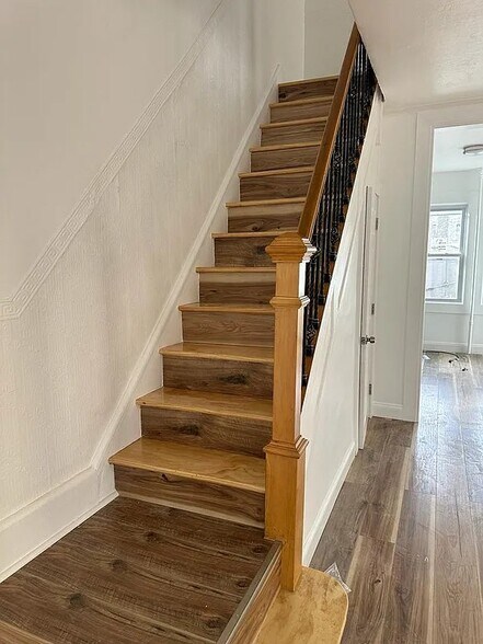 Building Photo - 8412 130th St