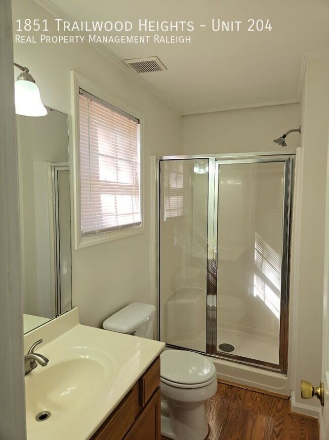 Building Photo - 1851 Trailwood Heights Ln