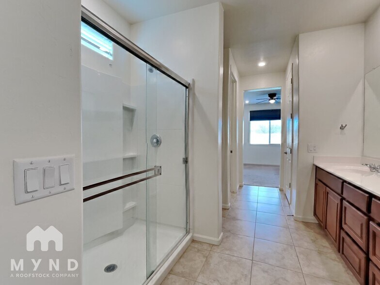 Building Photo - 3456 W Granite Vista Dr