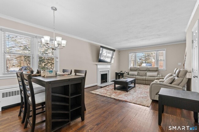 Building Photo - 159 Ridgewood Rd