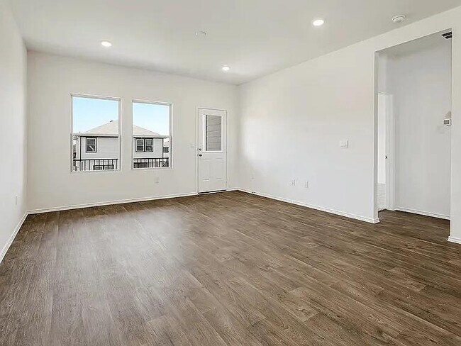 Building Photo - 12314 Silversmith Ln