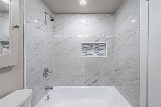 Building Photo - 1018 McCallum Dr