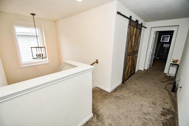 Building Photo - 5343 Castle Discordia St