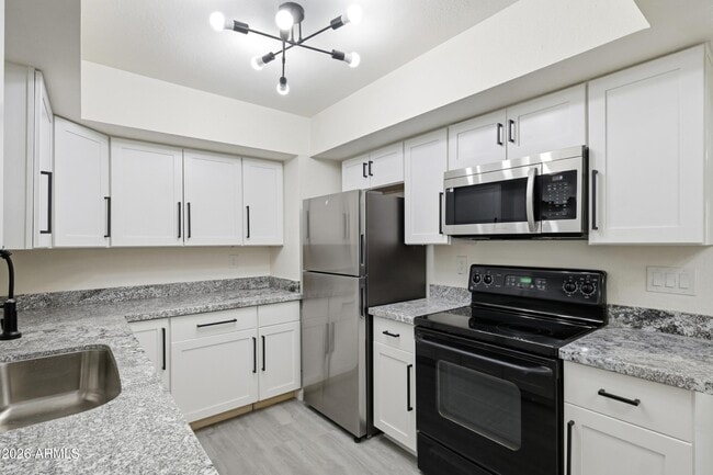 Building Photo - 4444 E Paradise Village Pkwy N