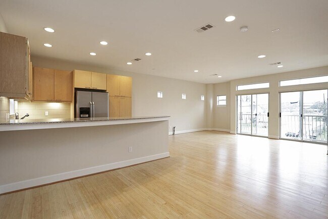 Building Photo - 3507 Mosley Ct