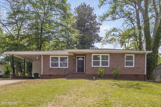 Primary Photo - 3 br, 1 bath House - 3235 Bluebird Ln