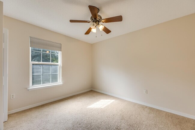 Building Photo - 4555 Wolf Track Ridge