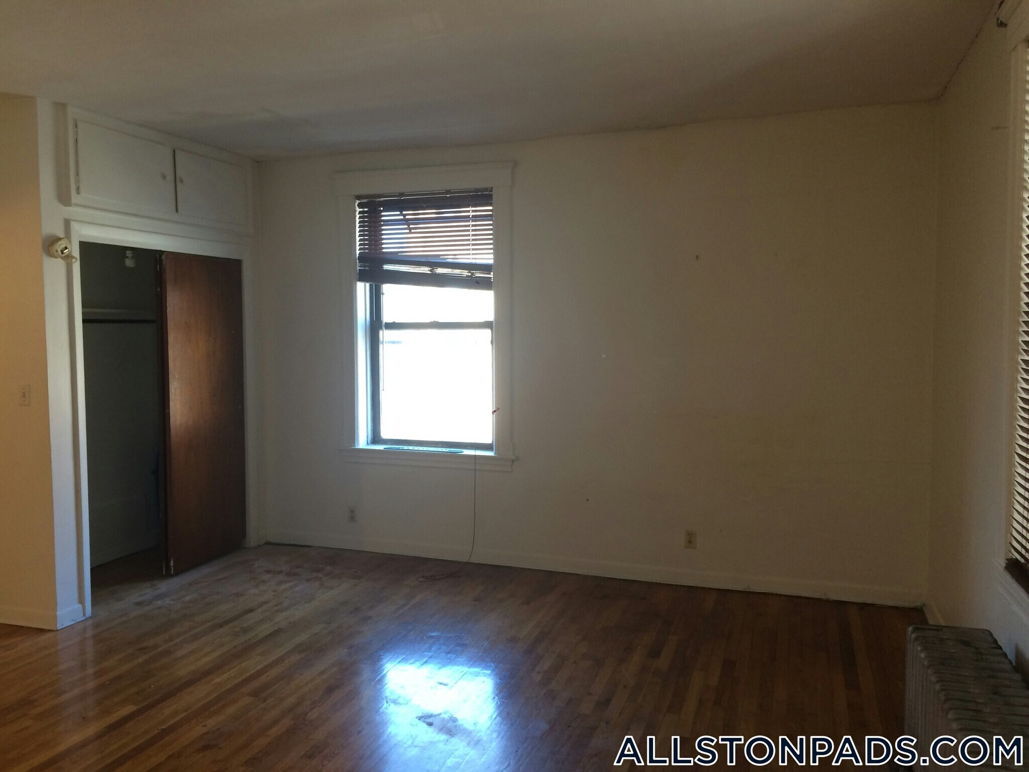 Building Photo - 153 Brighton Ave