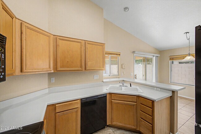 Building Photo - 8151 W Tonto Ln