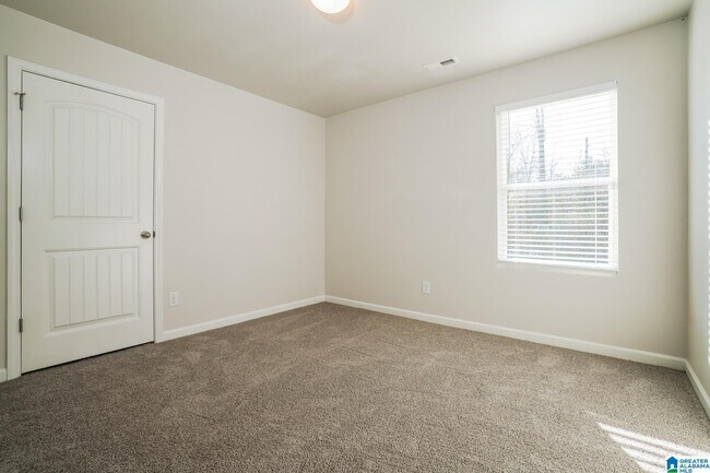 Building Photo - 4691 Woodford Cir