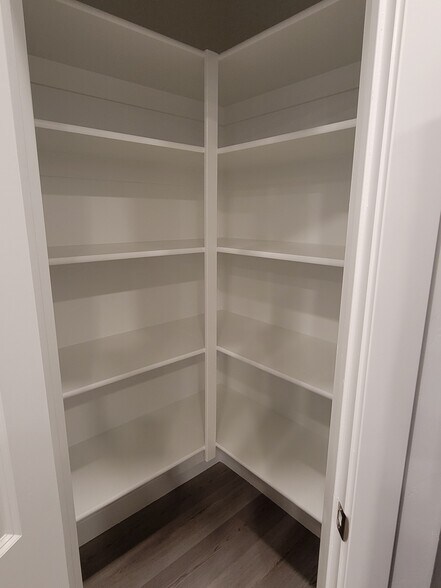 Building Photo - 3097 S 350 W