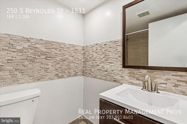 Building Photo - 250 S Reynolds St