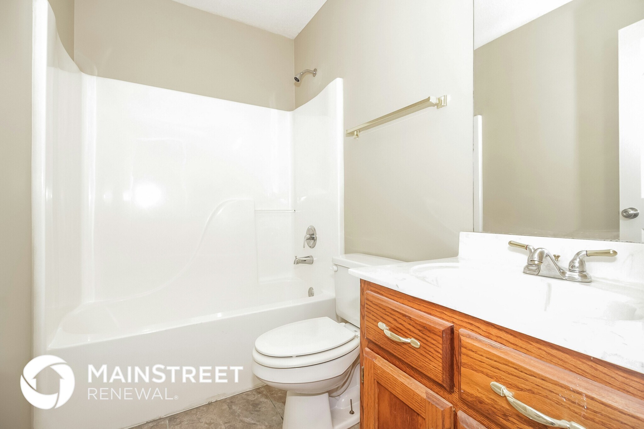 Building Photo - 1647 Sarah Ann Dr W