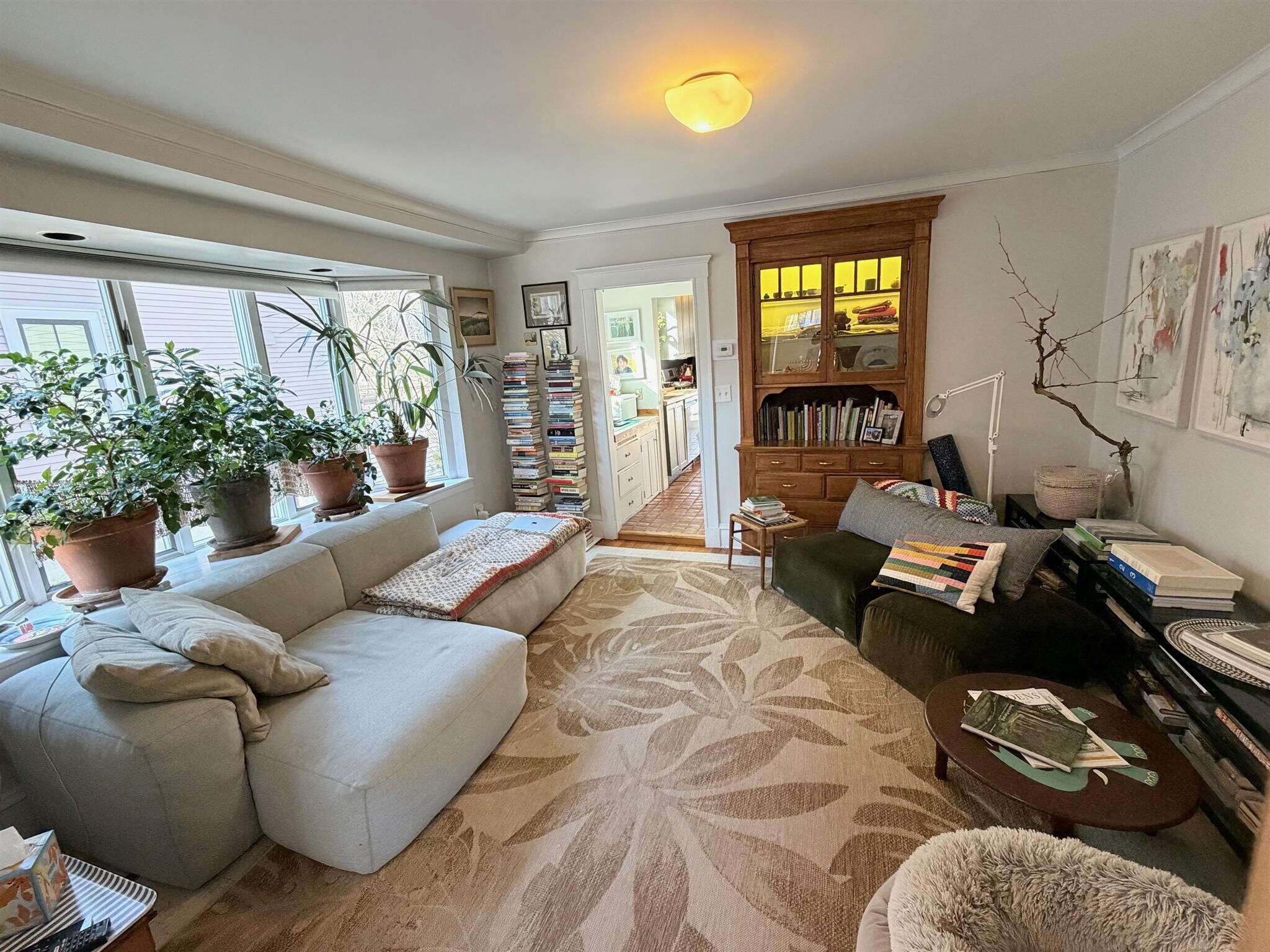 Building Photo - 140 Larch Rd