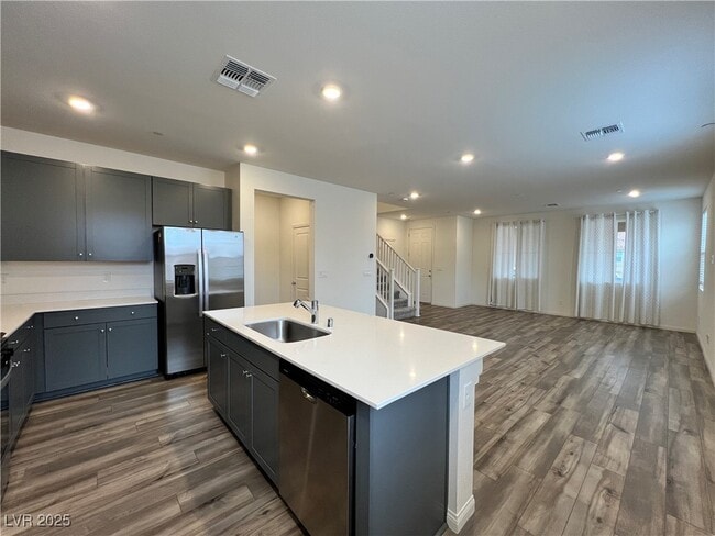 Building Photo - 2824 Abrantes Pl