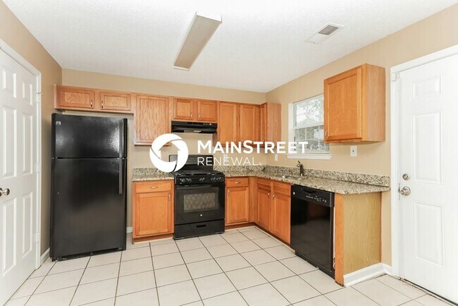 Building Photo - 3 Bedroom Pet-Friendly Home in Decatur, GA with Main Street Renewal