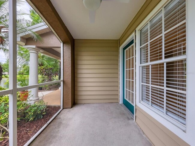 Building Photo - 8933 Manor Loop