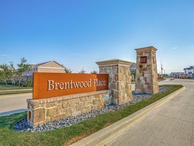 Building Photo - 3405 Cricket Dr