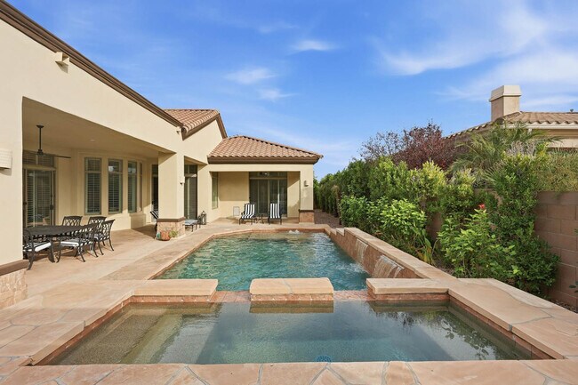 Building Photo - 6570 S Bogle Ave