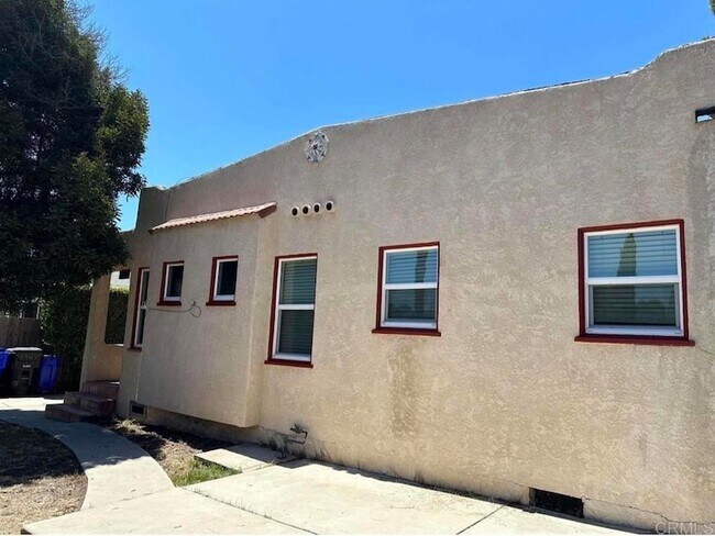 Building Photo - 1944 32nd St