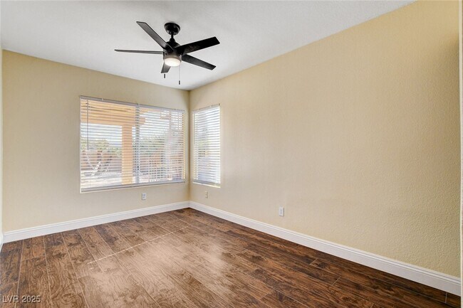 Building Photo - 2707 Mallard Landing Ave