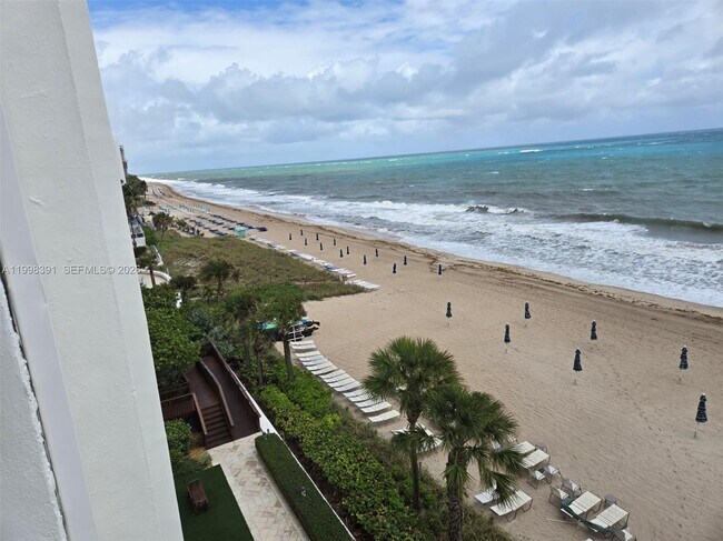 Building Photo - 3550 Galt Ocean Dr