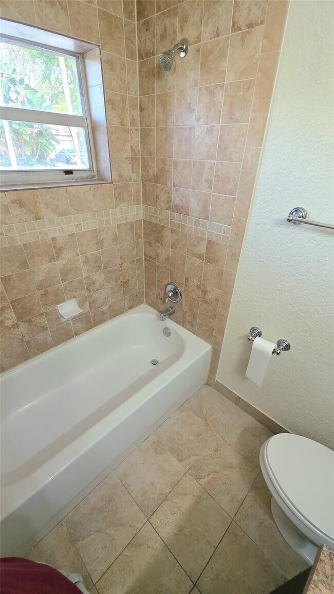 Building Photo - 10390 NW 36th St