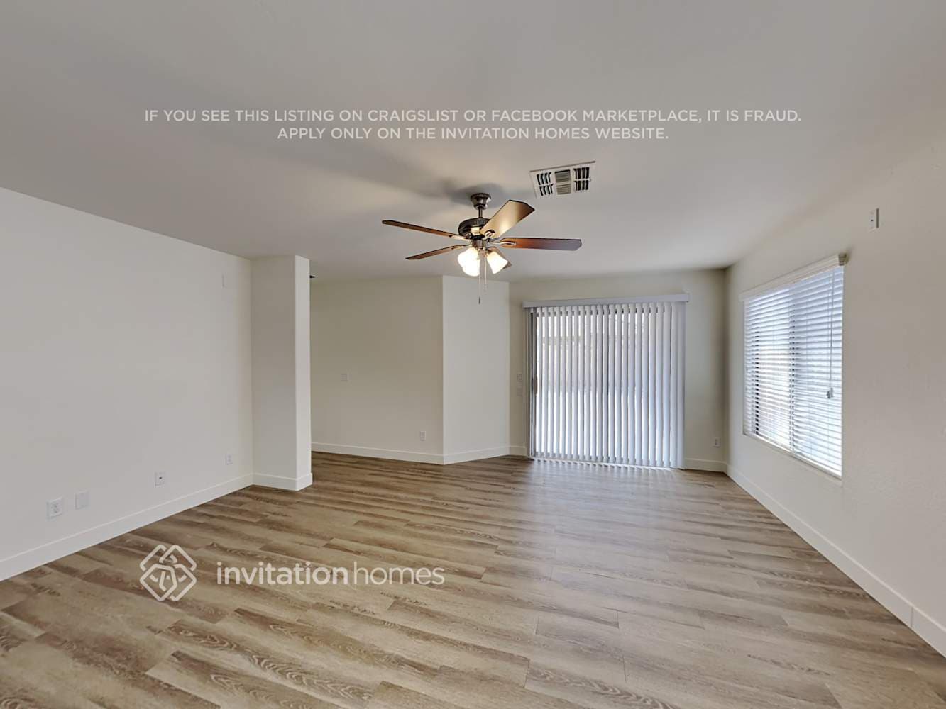 Building Photo - 13737 W Solano Dr