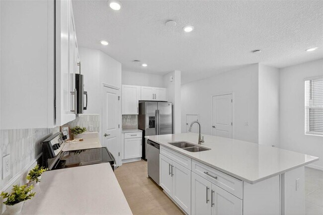 Building Photo - 3583 Davenport Creek Ct