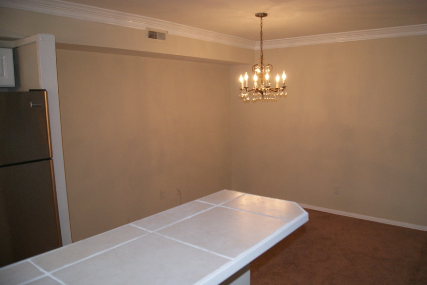 Building Photo - 7531 Spring Lake Dr