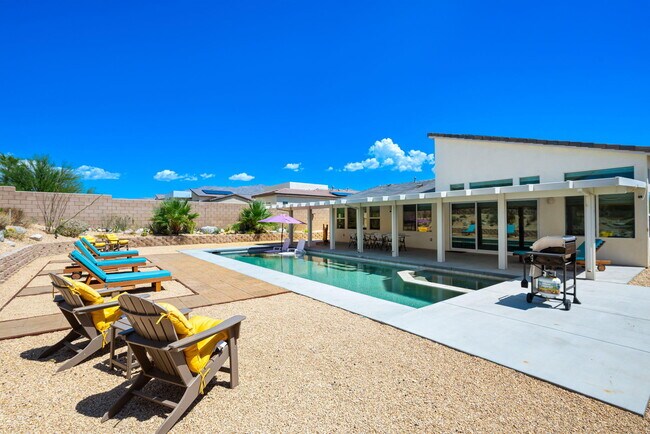 Building Photo - 12613 Sylvanus Dr