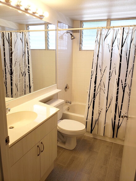 2nd Bathroom - 94-608 Lumiaina St