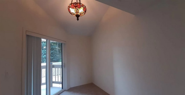 Building Photo - Stunning 2-Bedroom Condo with Panoramic Views in Gig Harbor