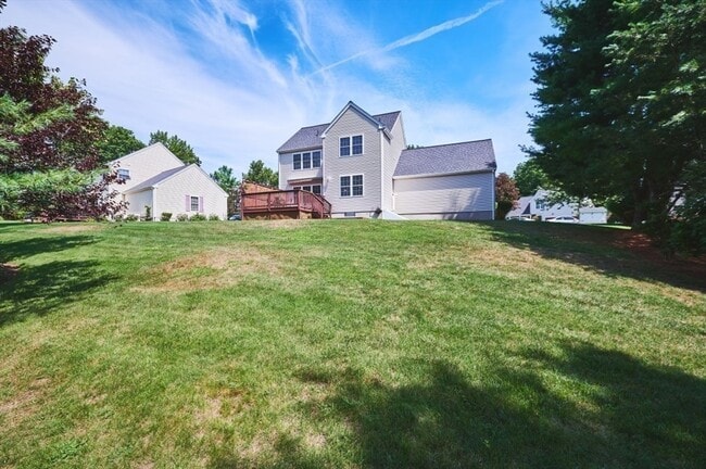 Building Photo - 27 Cranberry Ln