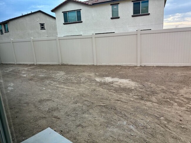 Building Photo - Brand New two-story 6 Bedrooms, 3 Baths So...