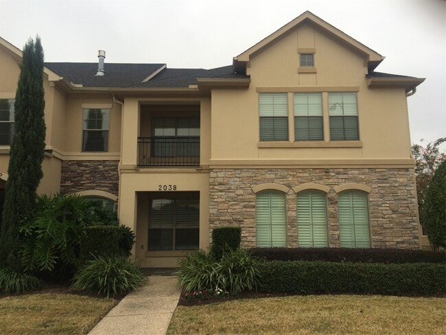 Primary Photo - 2038 Palm Forest Ln