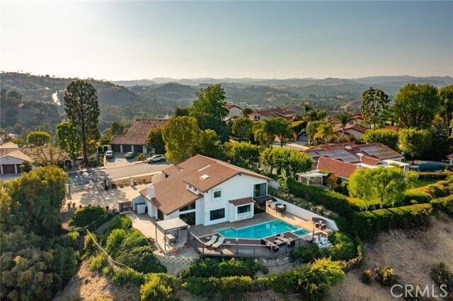 Building Photo - 4372 Park Vicente