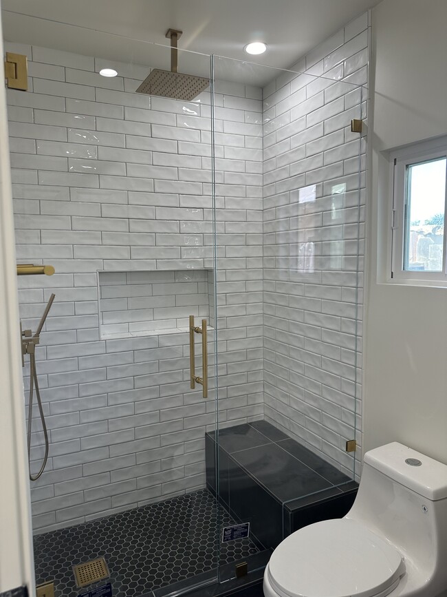 Building Photo - 10206 Erie St