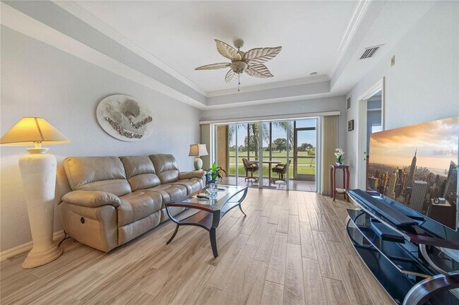 Building Photo - 1315 Saxony Cir