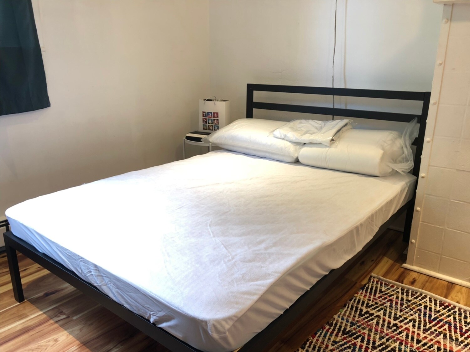 Building Photo - 5818 Hobart St